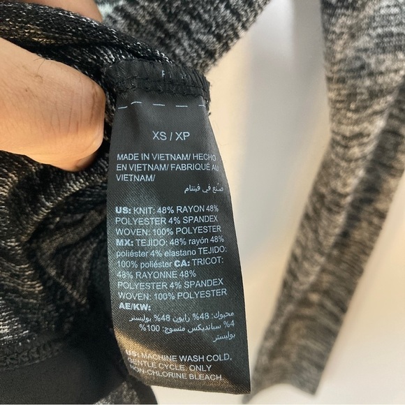 White House Black Market Women's Grey Round Neck Pull Over Blouse Top Size XS - Picture 6 of 10